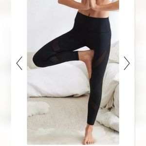 Aerie Move Legging; Black; Size L Short